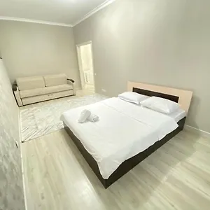 Апартаменты Whitehome In Panorama Park, Астана
